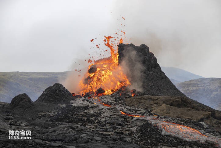 恐龙灭绝之大规模海底火山爆发